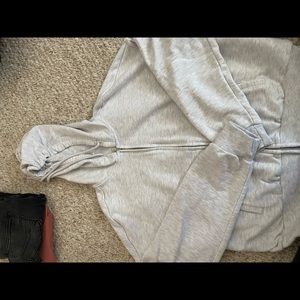 garage size m cropped sweater